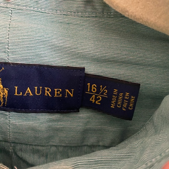 Ralph Lauren Button down Shirt - Picture 2 of 3